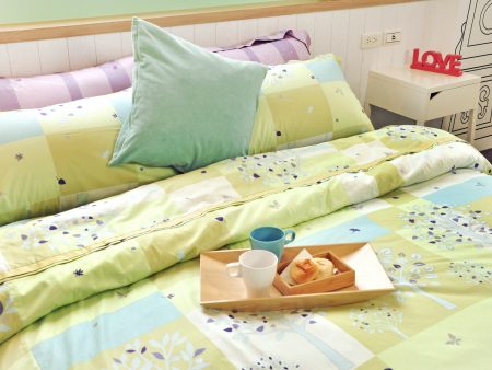 床包 / 加大雙人 印花設計款 / 夏日綠洲 100%精梳棉  加大雙人床包含二個枕套